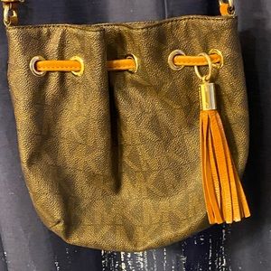 Michael Kors cross body
